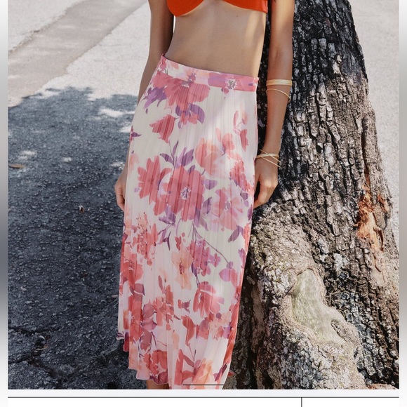 Zara metallic thread floral print pleated midi skirt 9878/055 - Picture 5 of 12